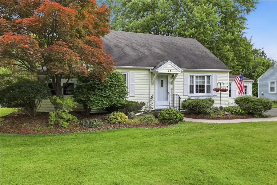27 Meadow View Dr Lane, Penfield, NY 14526 - #3