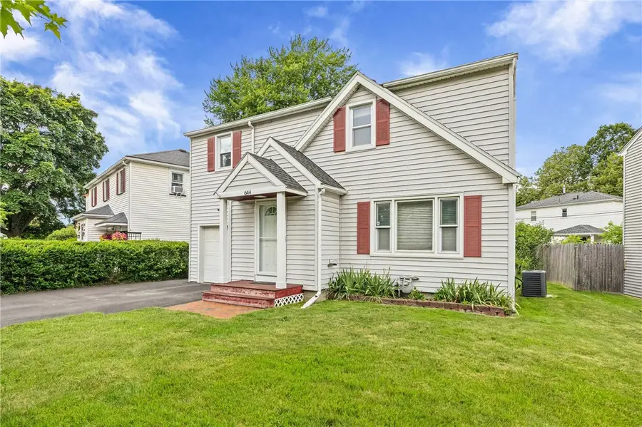 644 Tarrington Road, Rochester, NY 14609 - #2