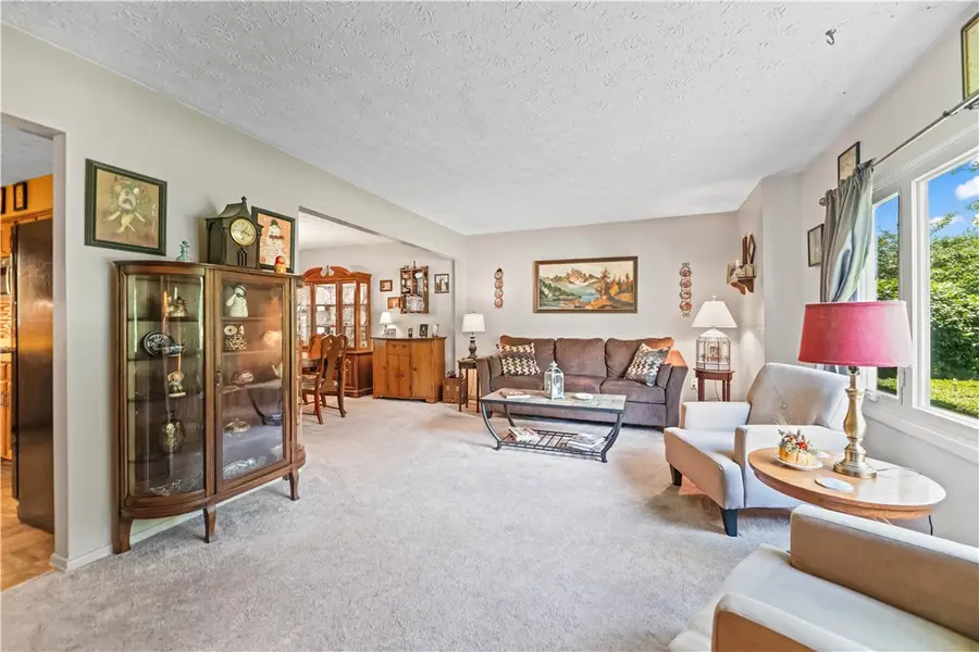 18 Mathew Lane, Rochester, NY 14626 - #3