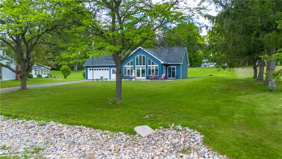 714 White Springs Dr, Geneva, NY 14456 - #1