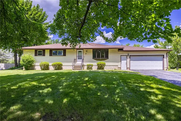 87 Manordale Lane, Rochester, NY 14623