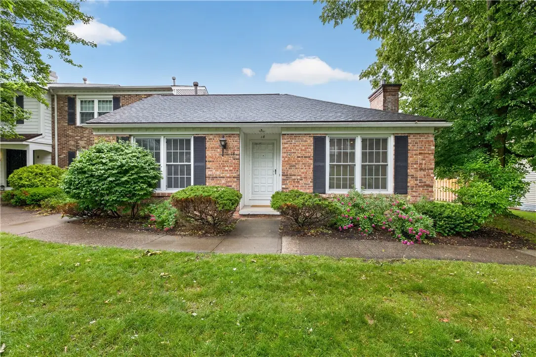 18 New Wickham Drive, Penfield, NY 14526 - #1