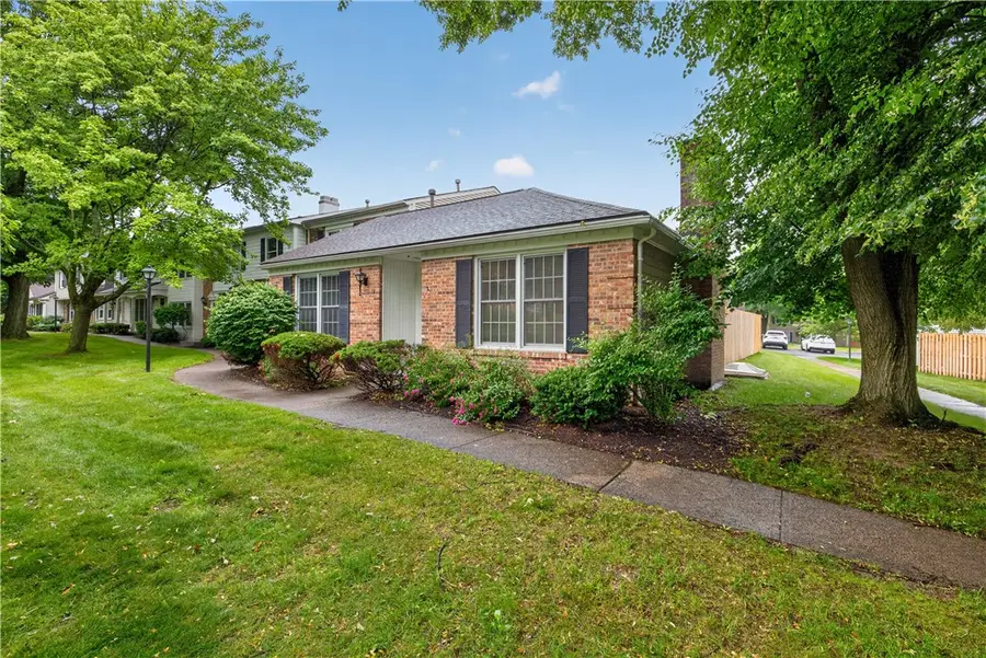 18 New Wickham Drive, Penfield, NY 14526 - #2