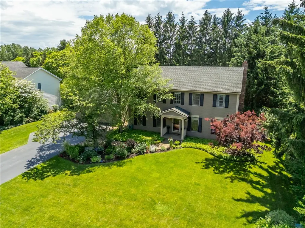 129 Caversham Woods, Pittsford, NY 14534 - #1