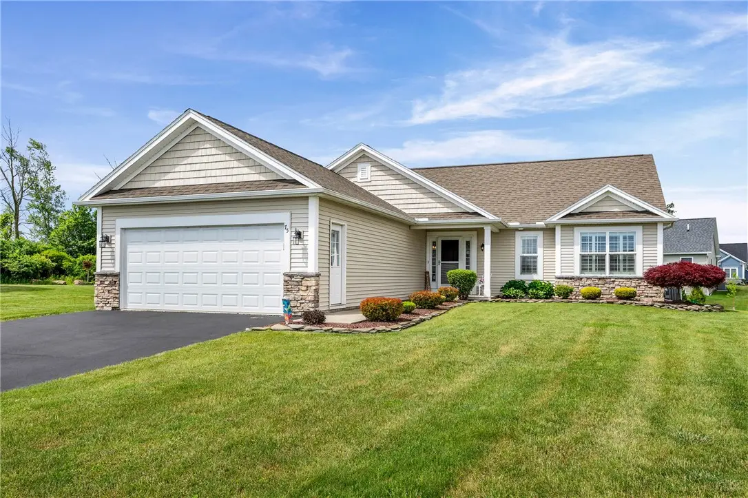 75 Kittling Ridge Lane, Rochester, NY 14612 - #1
