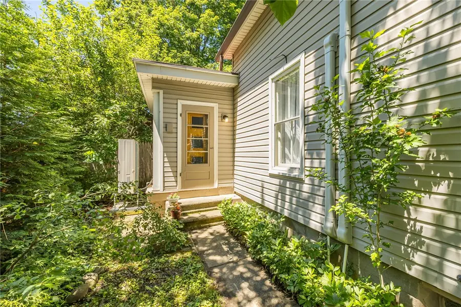 37 East St, Fairport, NY 14450 - #3