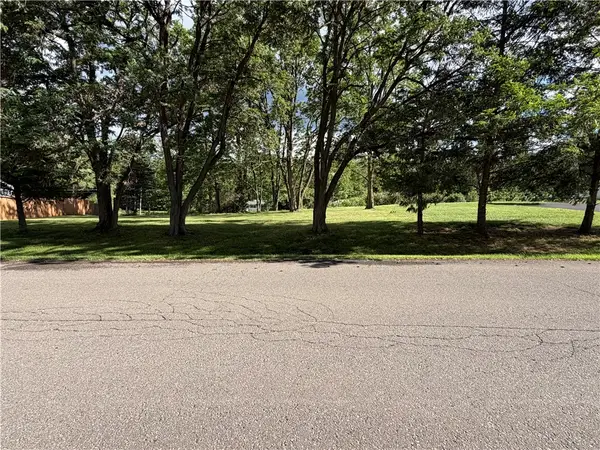 Lancelot, Elmira, NY 14903