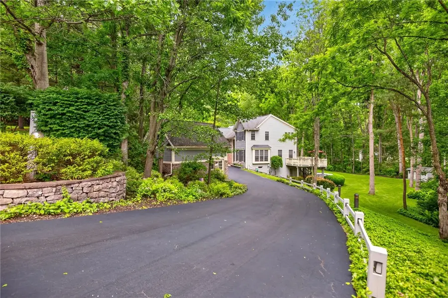 341 Thornebush Drive, Victor, NY 14564 - #3