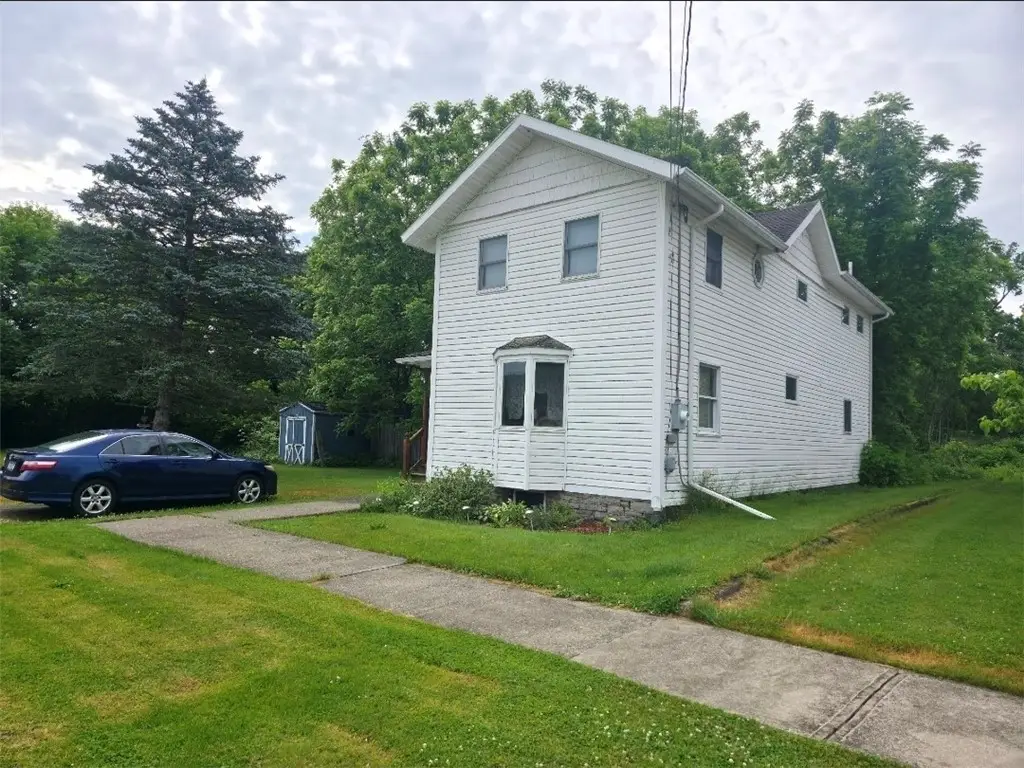 556 Liberty Street, Elmira, NY 14904 - #1