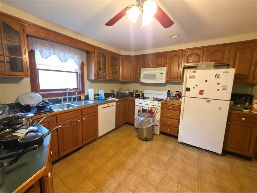 556 Liberty Street, Elmira, NY 14904 - #3