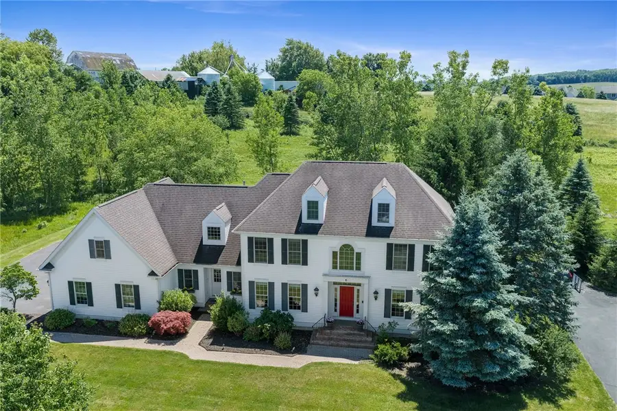 8 Turning Leaf Drive, Pittsford, NY 14534 - #3
