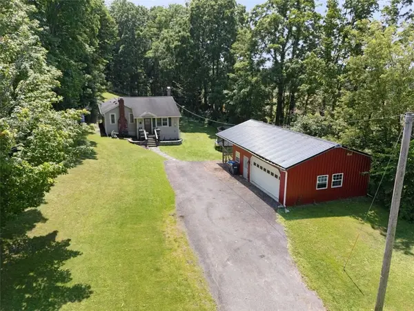 4246 E Williamson Road, Marion, NY 14505