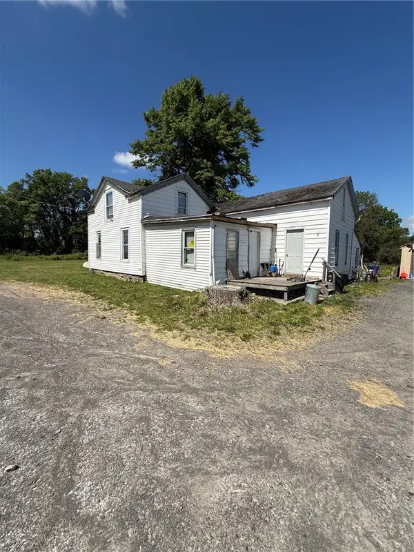 4335 Salt Works Road, Medina, NY 14103