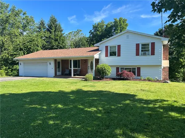 77 Gary Drive, Brockport, NY 14420