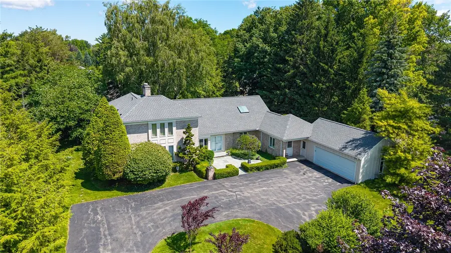 29 Whitestone Lane, Rochester, NY 14618 - #2