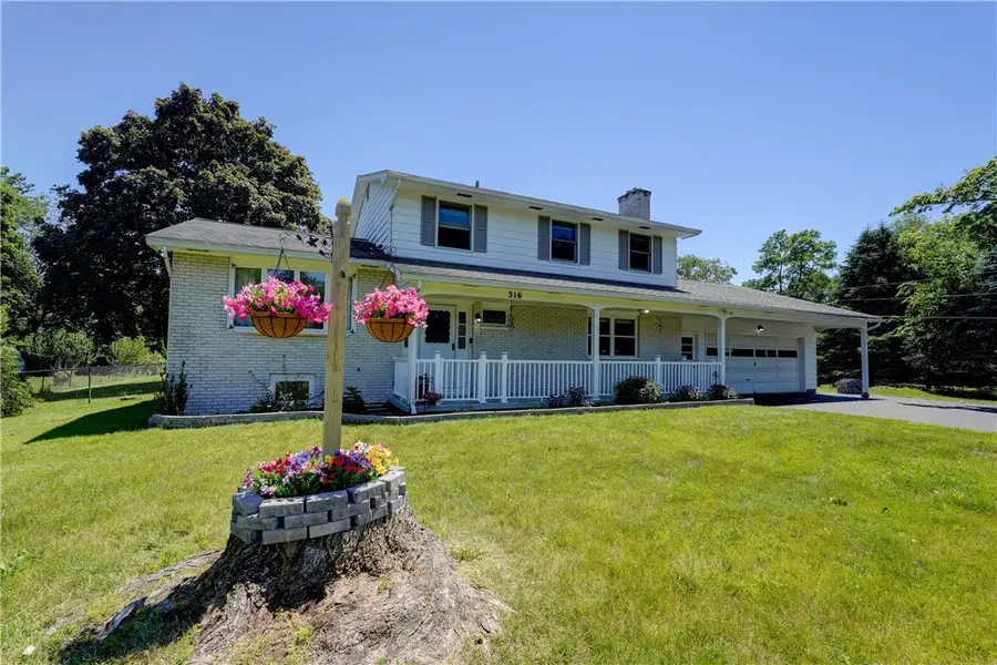 316 Webster Road, Webster, NY 14580 - #2