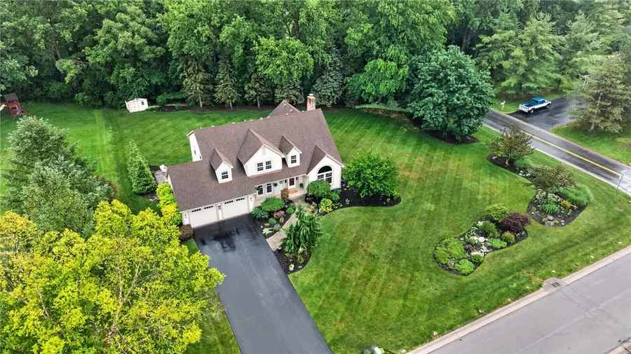74 Falling Brook Road, Fairport, NY 14450 - #3