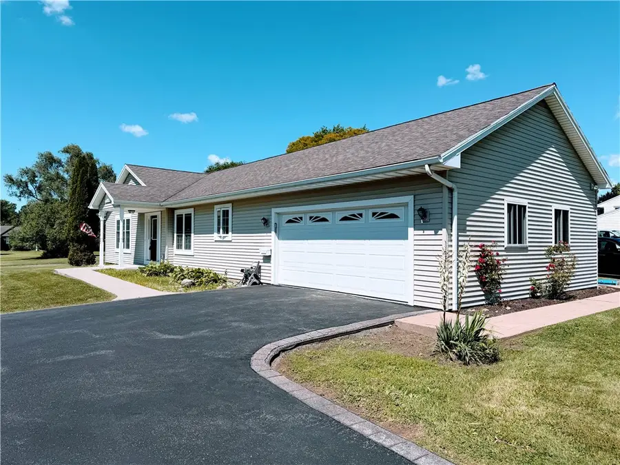598 Paul Rd, Rochester, NY 14624 - #2