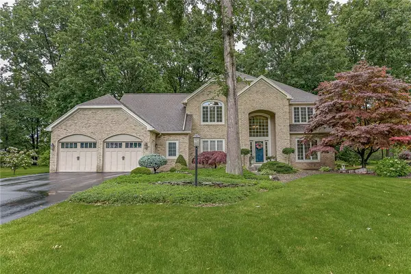 14 Mount View Crescent, Webster, NY 14580