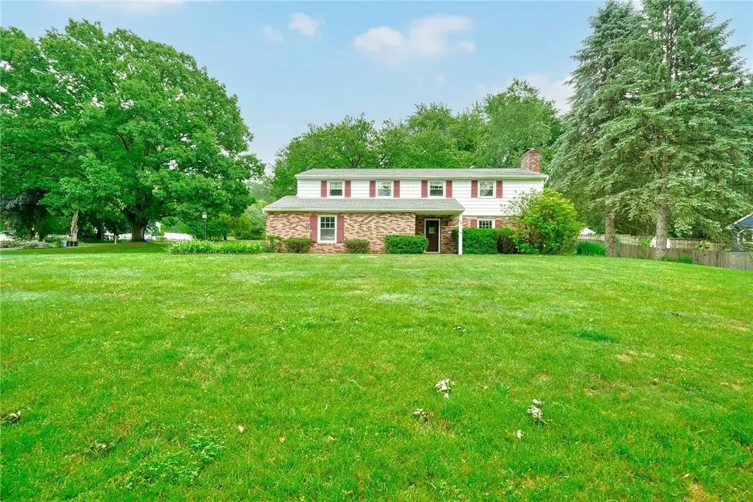 16 Red Barn Cir Circle, Pittsford, NY 14534 - #1