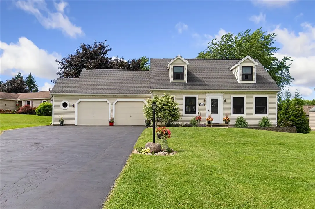 1282 Centennial Drive, Ontario, NY 14519 - #1