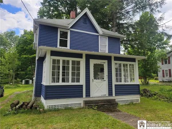 153 Lakeview Avenue, Lakewood, NY 14750