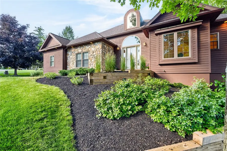 5565 Vardon Drive, Canandaigua, NY 14424 - #3