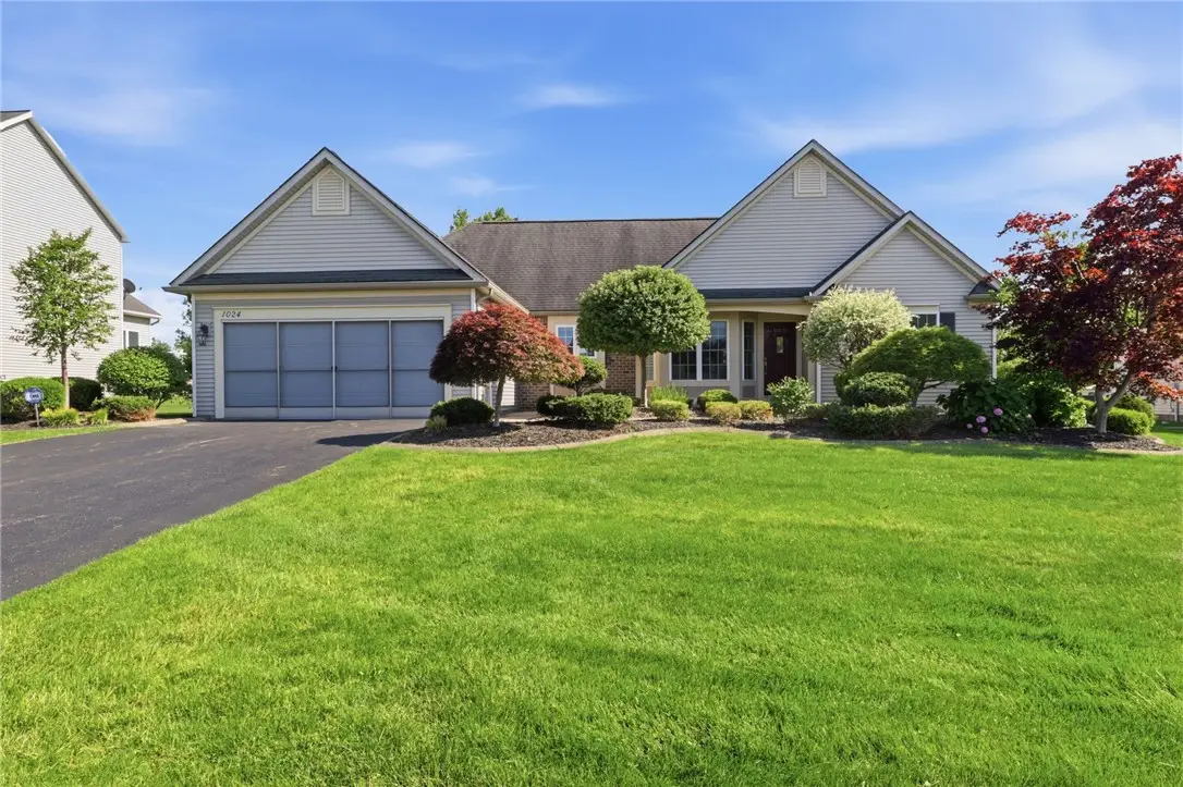 1024 Pondbrook Point, Webster, NY 14580 - #1