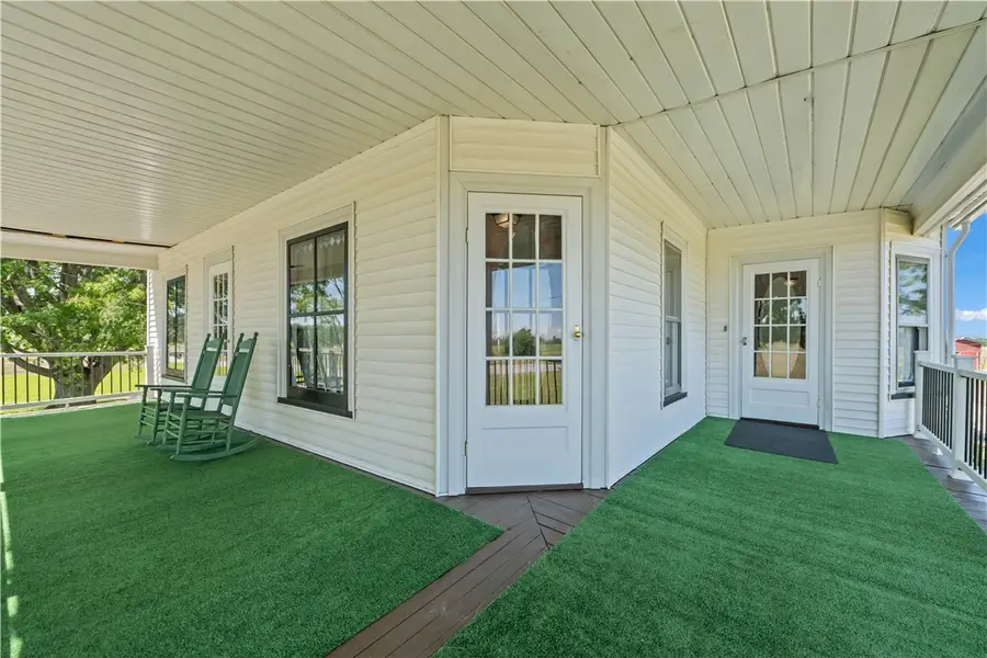 15607 Lakeshore Road, Kent, NY 14477 - #3