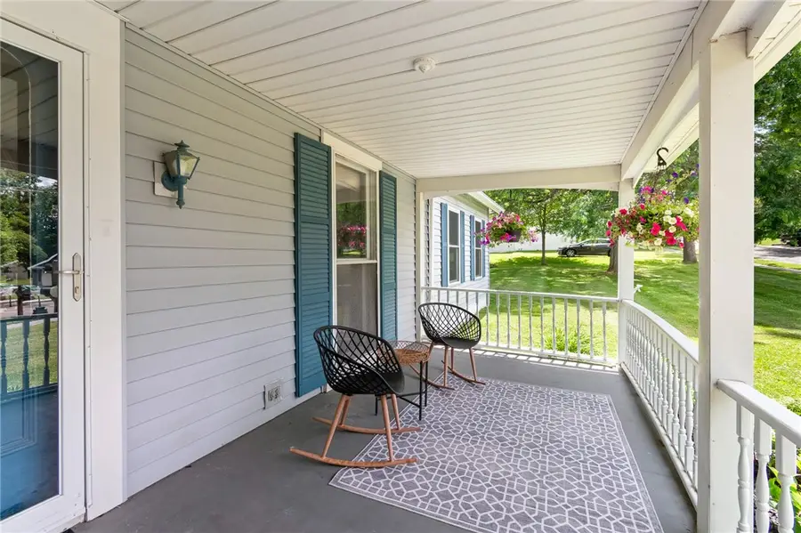 16 Michigan Street, Bloomfield, NY 14469 - #2