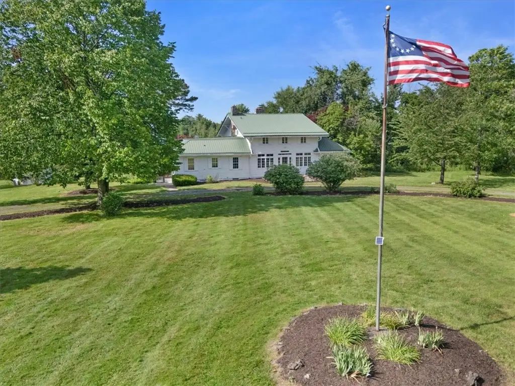 211 Lake Road, Ontario, NY 14519 - #1