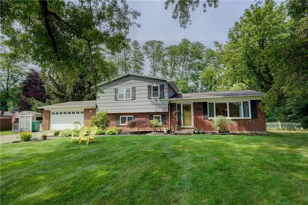 643 Chatelaine Drive, Webster, NY 14580