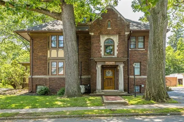 901 Main Street, East Rochester, NY 14445