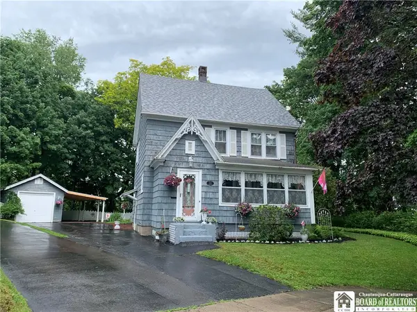 108 Dearing Avenue, Jamestown, NY 14701