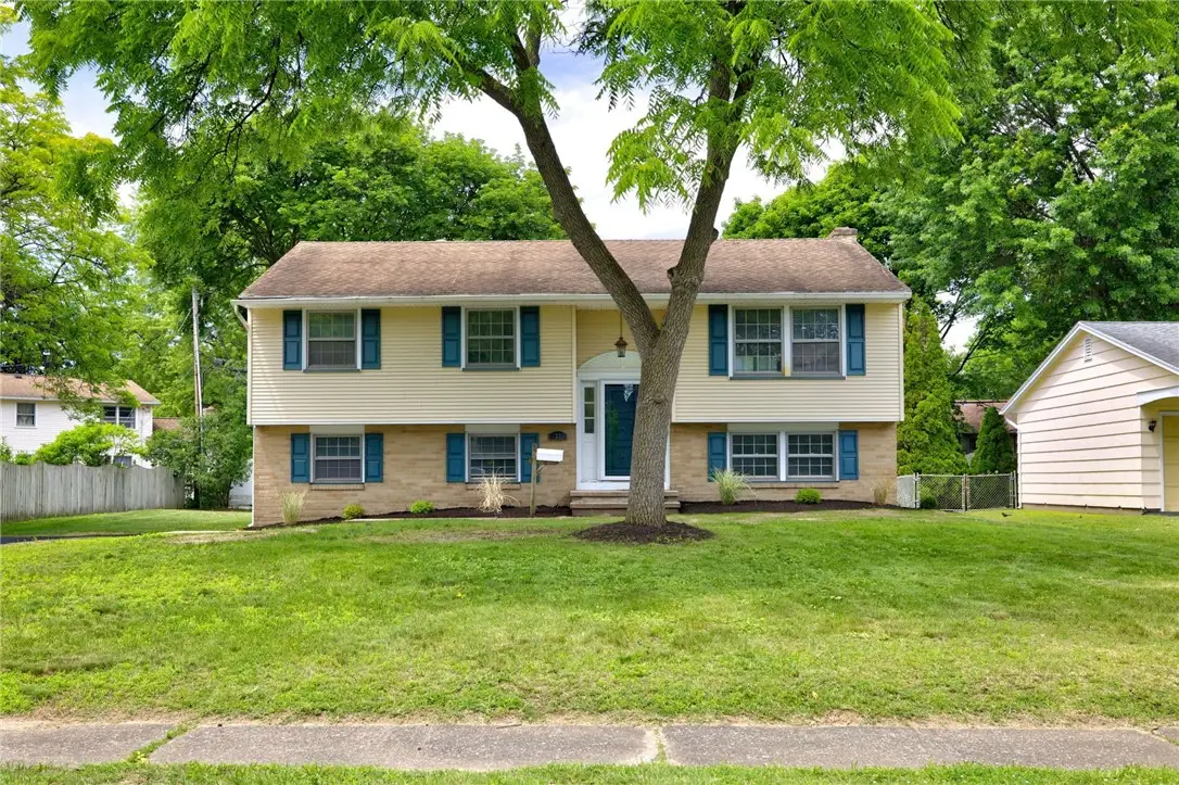 37 Ledgewood Circle, Rochester, NY 14615 - #1