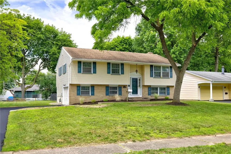 37 Ledgewood Circle, Rochester, NY 14615 - #2