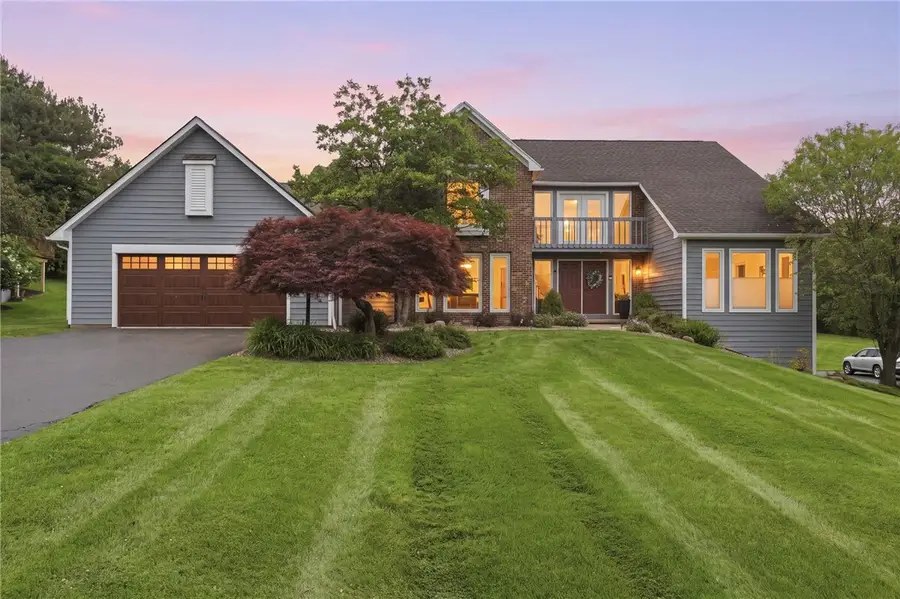 17 Lawton Drive, Pittsford, NY 14534 - #2