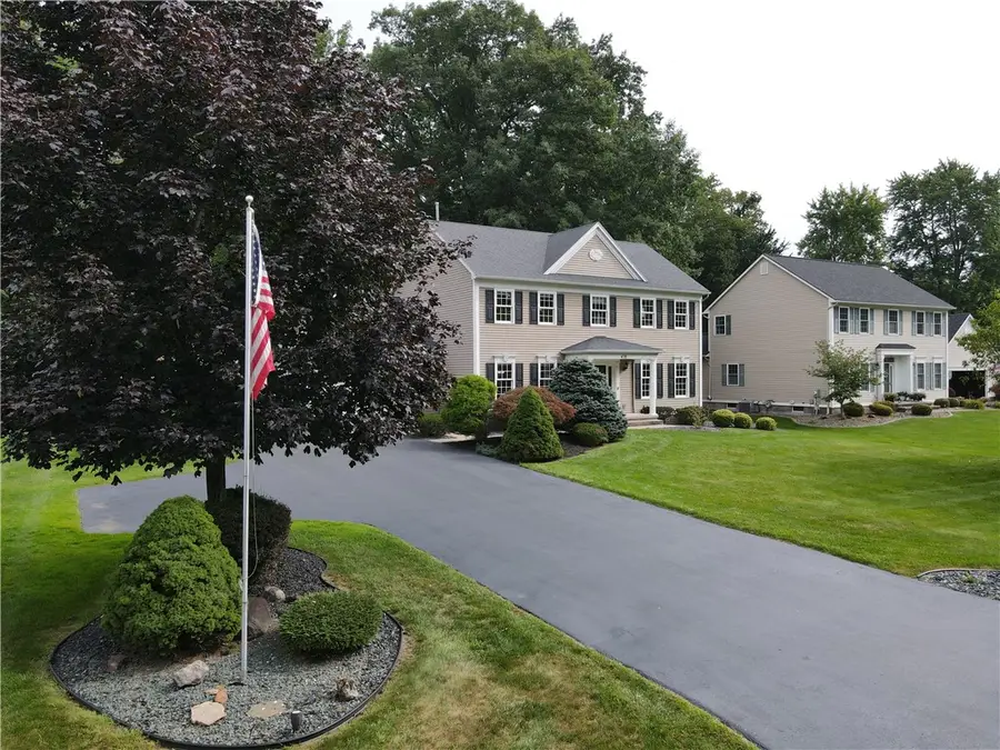 478 Sandystone Circle, Webster, NY 14580 - #2