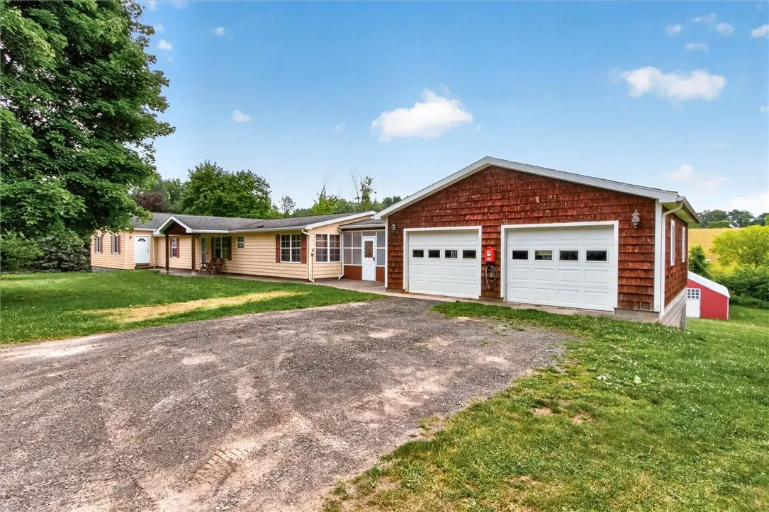 2060 Vanauken Rd, Newark, NY 14513 - #1