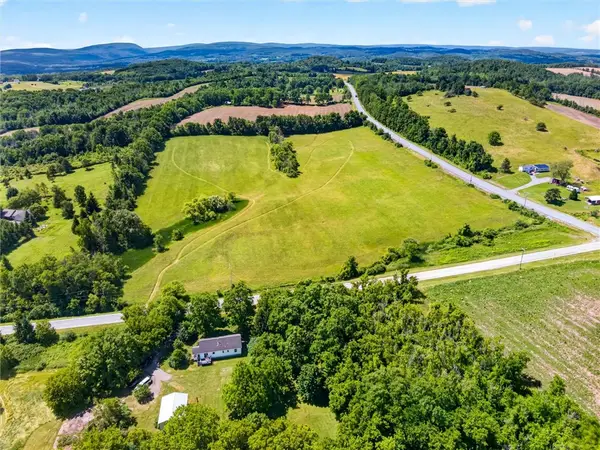 7142 Woolston Road, Bloomfield, NY 14469