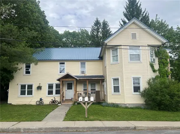 6 Roosevelt Avenue, Stamford, NY 12167