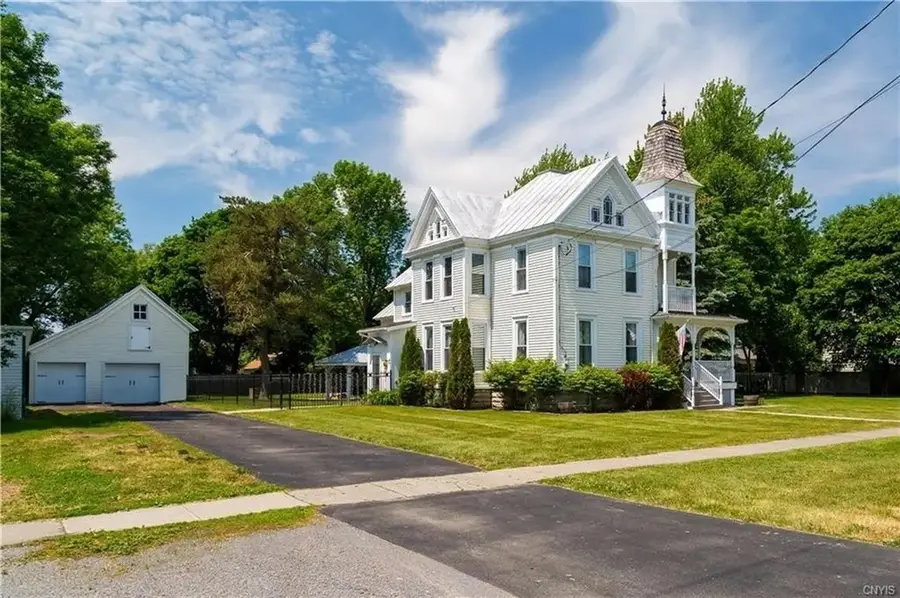 208 S Broad Street, Sackets Harbor, NY 13685 - #2
