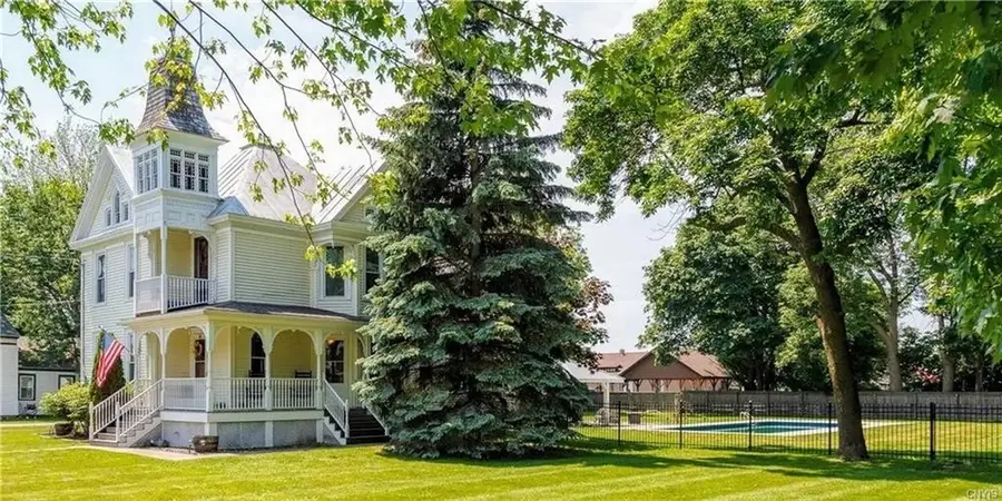208 S Broad Street, Sackets Harbor, NY 13685 - #3