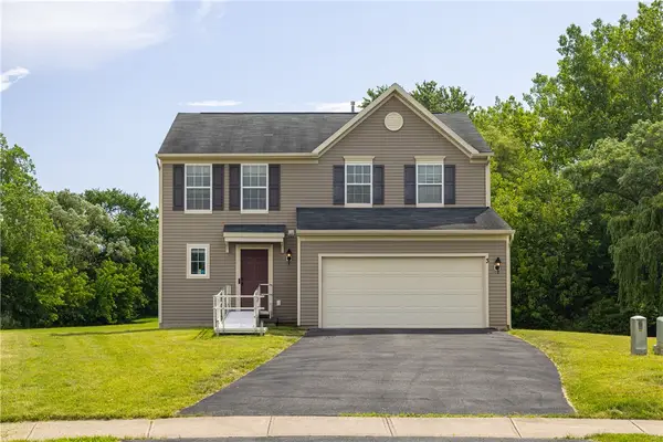 3 Coneflower Drive, West Henrietta, NY 14586