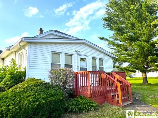 151 W Chestnut Street, Dunkirk, NY 14048
