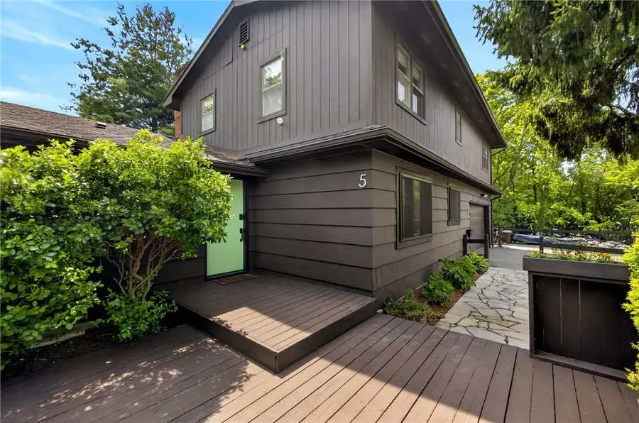 5 Beekman Place, Rochester, NY 14620 - #3