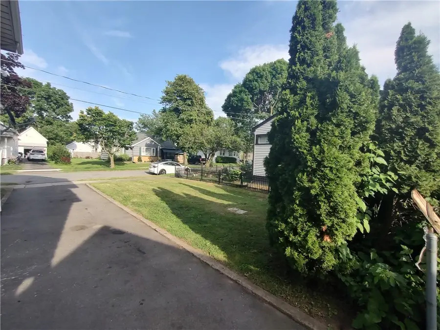29 Hillcrest Street, Rochester, NY 14609 - #3