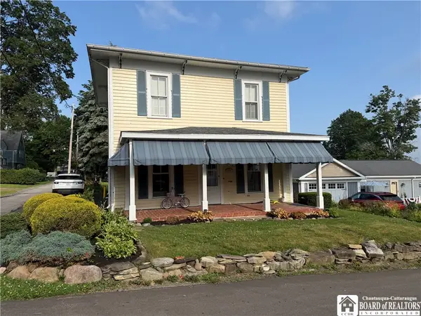 4 Atlantic Avenue, Lakewood, NY 14750