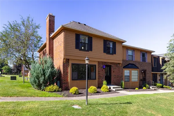 12 Huxley, Fairport, NY 14450