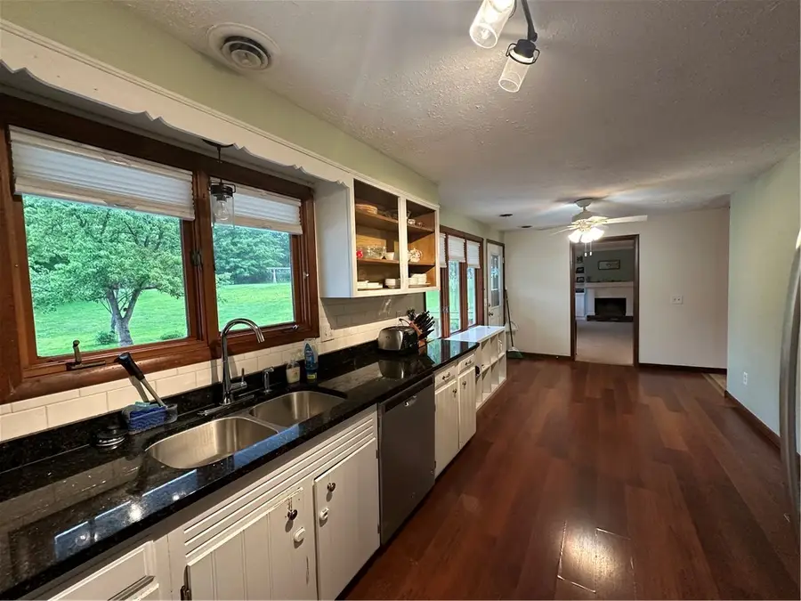 722 White Springs Drive, Geneva, NY 14456 - #3